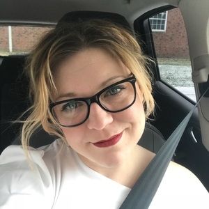 Meet your Posher, Molly